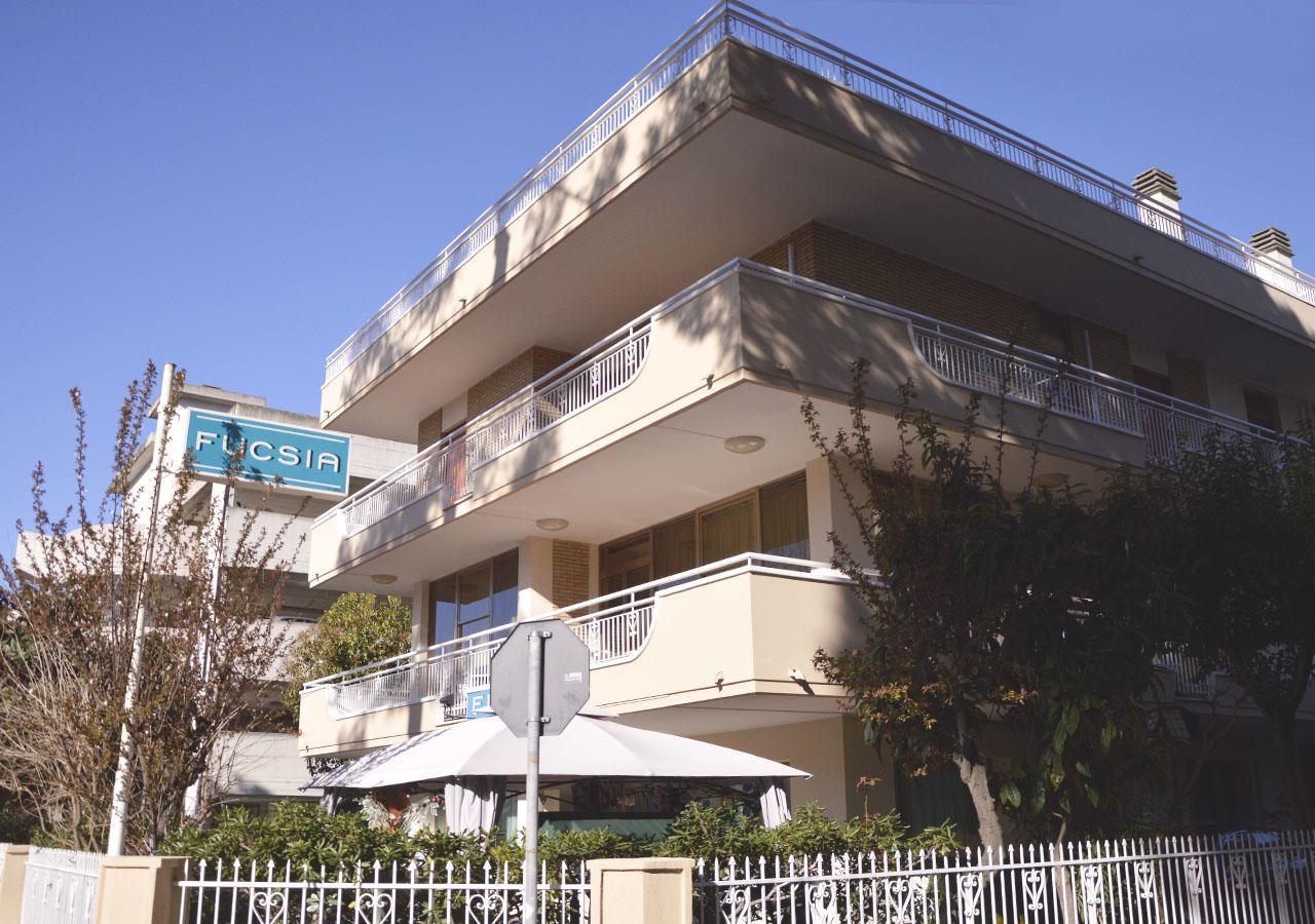 Hotel Fucsia Ριτσόνε Εξωτερικό φωτογραφία