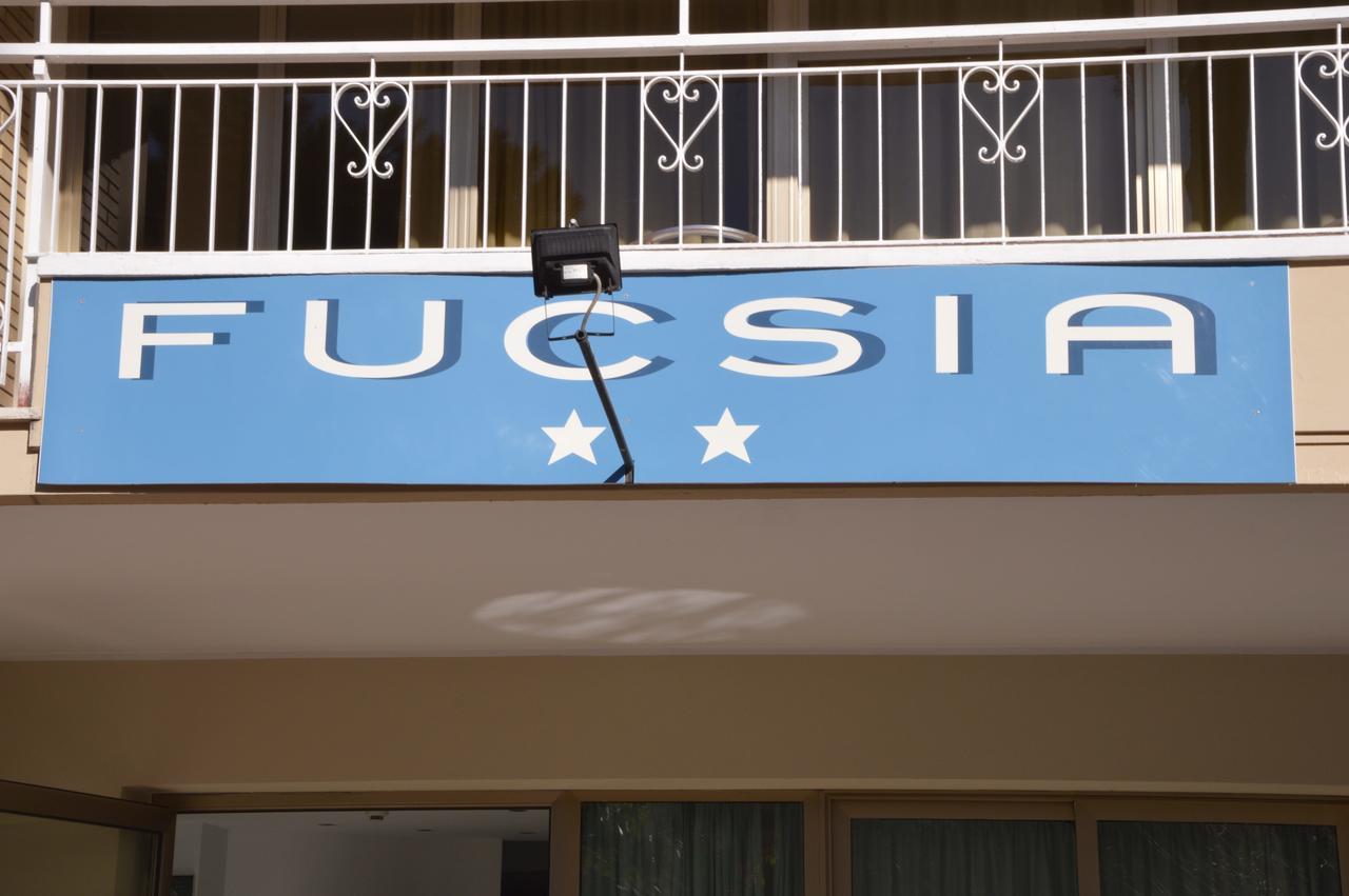 Hotel Fucsia Ριτσόνε Εξωτερικό φωτογραφία